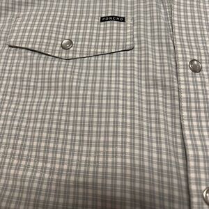 Pancho Gray Checkered Men's Shirt excellent condition. Pearl buttons.